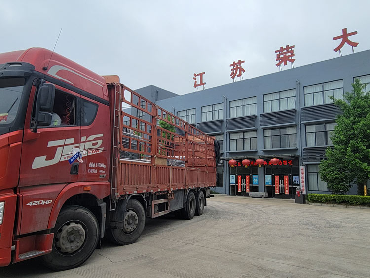 榮大供應(yīng)江蘇公交站臺發(fā)貨