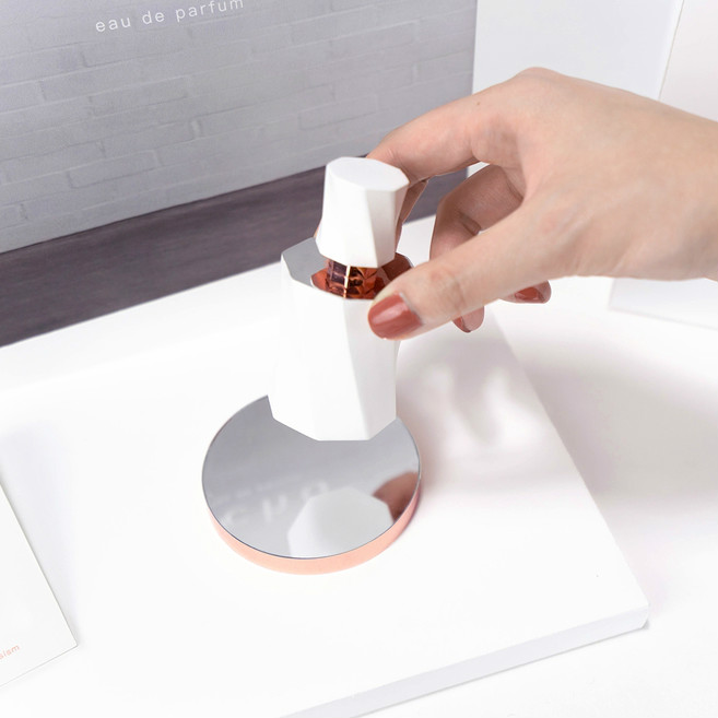 化妝品包裝瓶定制廠家告訴你,聚酯塑料成為容器包裝市場發(fā)展的新常態(tài)