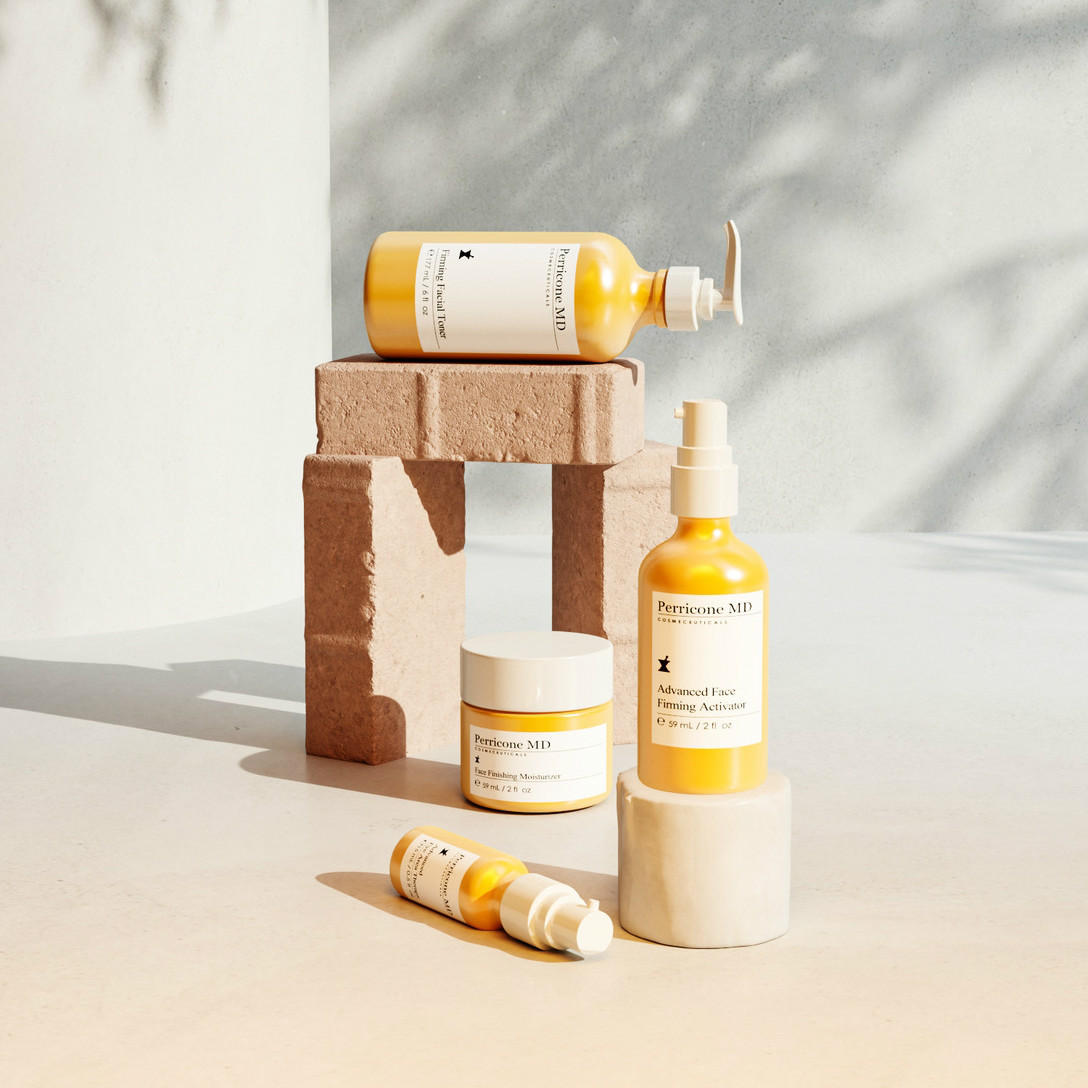 一套化妝品包裝設(shè)計賞析(2)